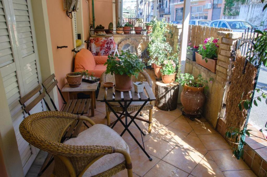 Appartamento Menecrates Rustic - San Matteo Ágios Matthaíos Esterno foto