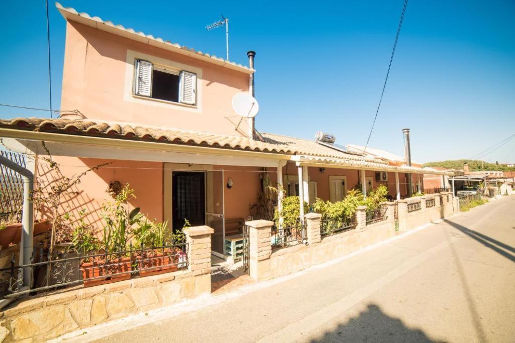 Appartamento Menecrates Rustic - San Matteo Ágios Matthaíos Esterno foto