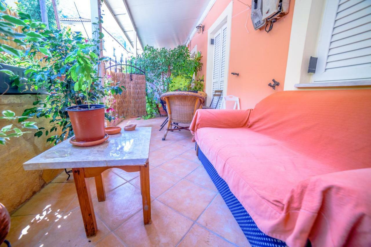 Appartamento Menecrates Rustic - San Matteo Ágios Matthaíos Esterno foto