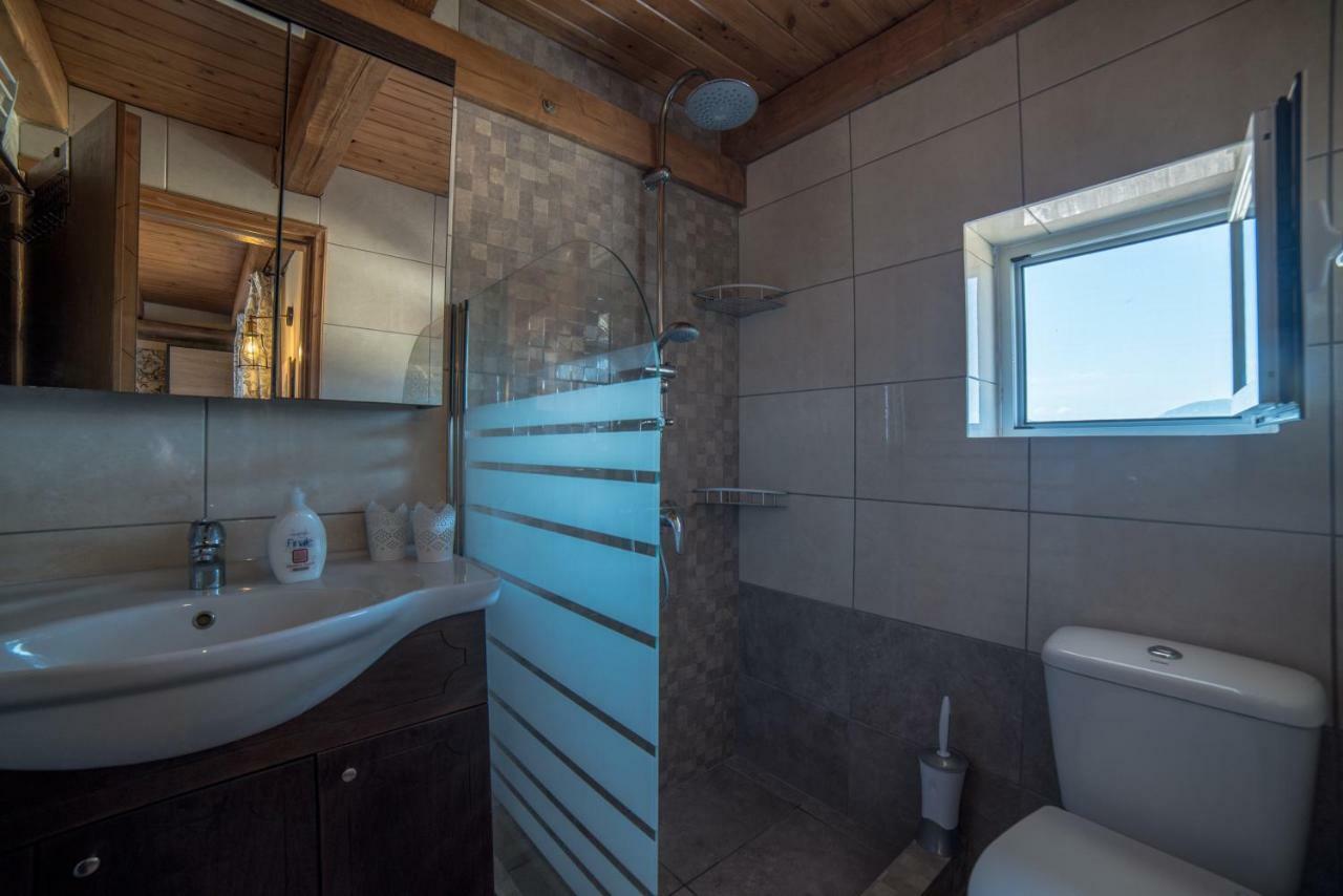 Appartamento Menecrates Rustic - San Matteo Ágios Matthaíos Esterno foto